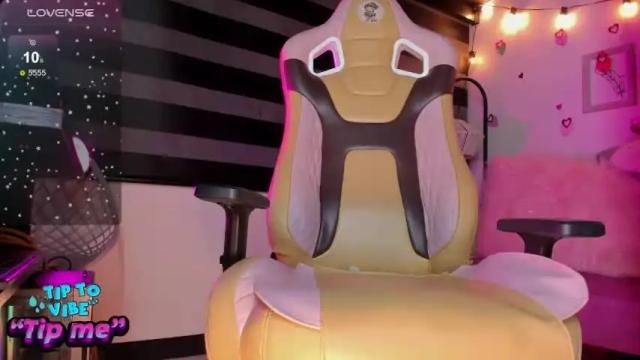 Image 12 of camila_sandoval Stream on Chaturbate on 19 months ago