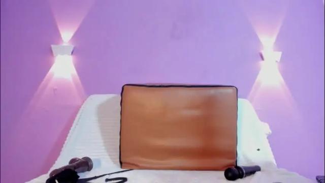 Image 12 of camila_thomsson Stream on Chaturbate on 2 months ago