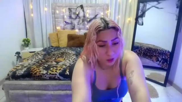 Image 7 of camila_villalba Stream on Chaturbate on 18 months ago