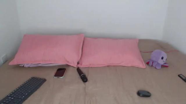 Image 2 of camila_viniccy Stream on Chaturbate on 16 months ago