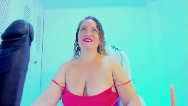 Image 7 of camilaa_foxxx Stream on Chaturbate on 9 days ago