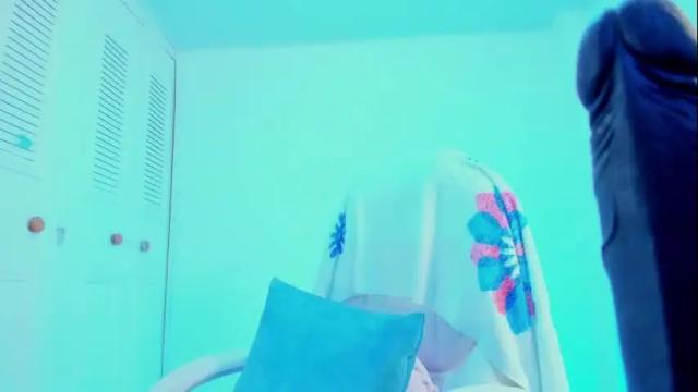 Image 11 of camilaa_foxxx Stream on Chaturbate on 6 days ago