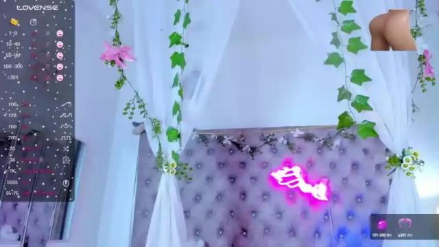 Image 6 of camilaa_harper Stream on Chaturbate on 15 months ago