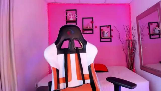 Thumbnail 2, camilaa_xoxo's Stream at Chaturbate, 23 months ago