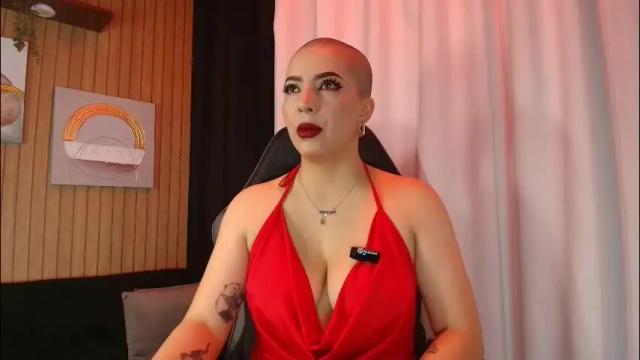 Image 2 of camilaachain Stream on Chaturbate on 13 days ago