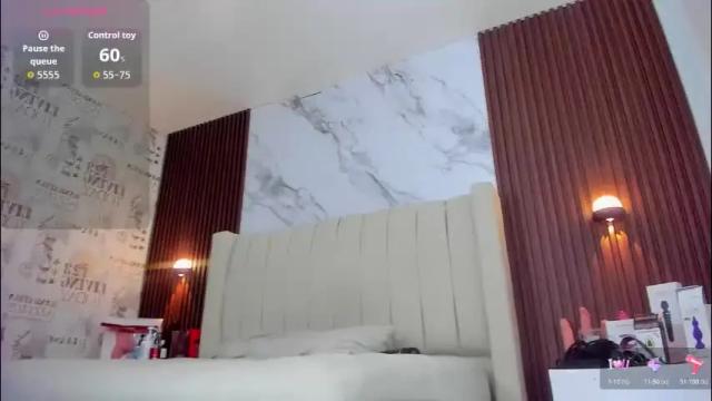 Image 7 of camilagray2 Stream on Chaturbate on 2 months ago