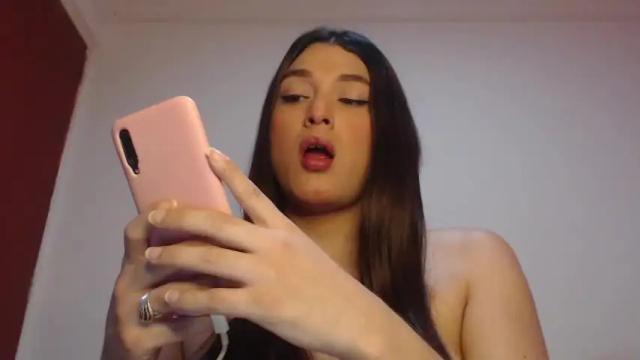 Image 8 of camilaht Stream on Chaturbate on 14 months ago