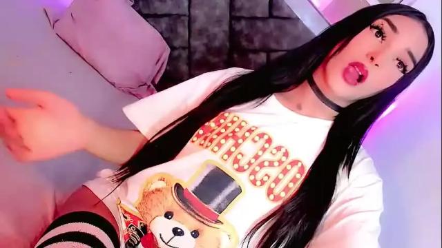 Image 12 of camilajhoones Stream on Chaturbate on 1 month ago