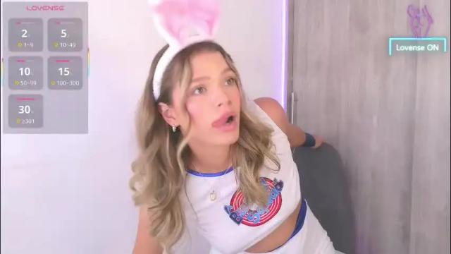 Image 10 of camilamonroee Stream on Chaturbate on 1 day ago