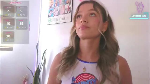 Image 2 of camilamonroee Stream on Chaturbate on 1 day ago