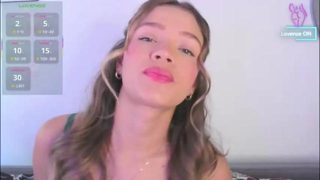 Image 2 of camilamonroee Stream on Chaturbate on 23 days ago