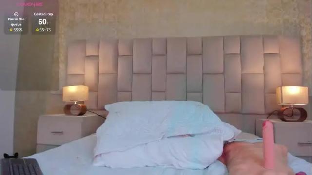 Image 3 of camilapreston Stream on Chaturbate on 5 months ago