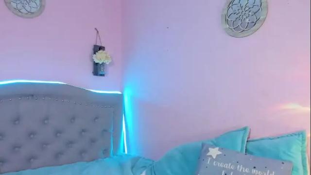 Image 3 of camilarivers Stream on Chaturbate on 1 month ago