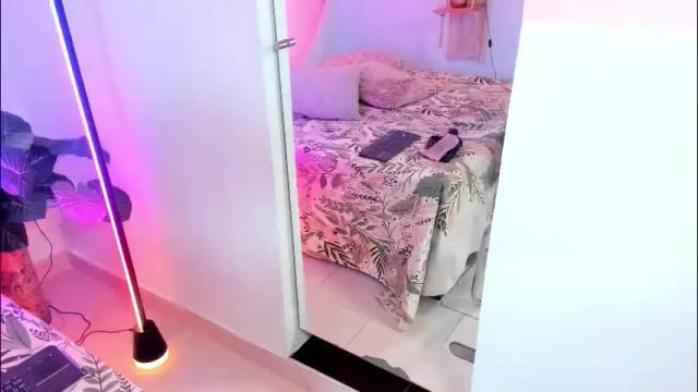 Image 12 of camilarivers Stream on Chaturbate on 1 day ago