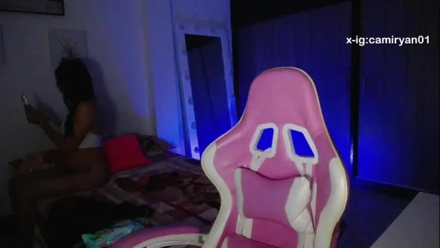 Image 4 of camilaryan Stream on Chaturbate on 29 days ago