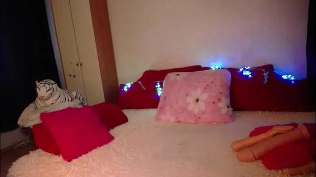 Image 4 of camilashine Stream on Chaturbate on 1 month ago