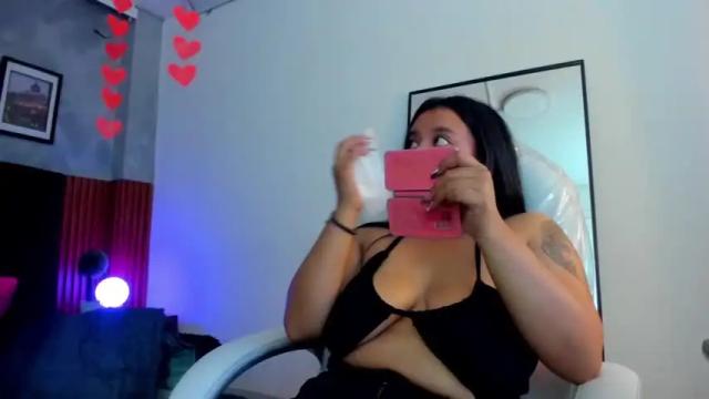 Image 11 of camilaysantiago31 Stream on Chaturbate on 15 months ago