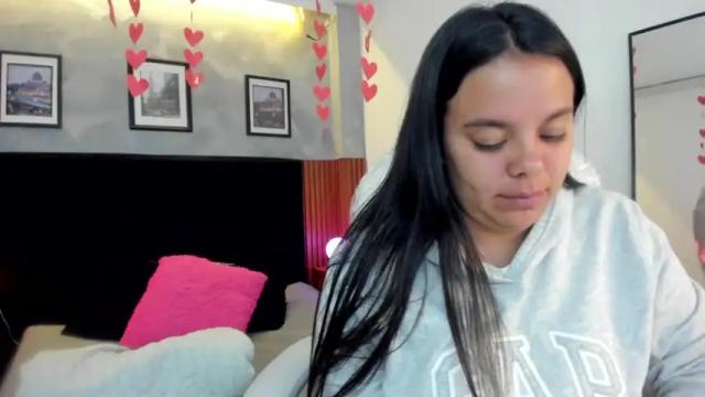 Image 3 of camilaysantiago31 Stream on Chaturbate on 15 months ago
