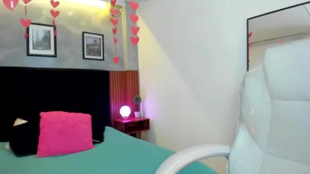 Image 4 of camilaysantiago31 Stream on Chaturbate on 15 months ago