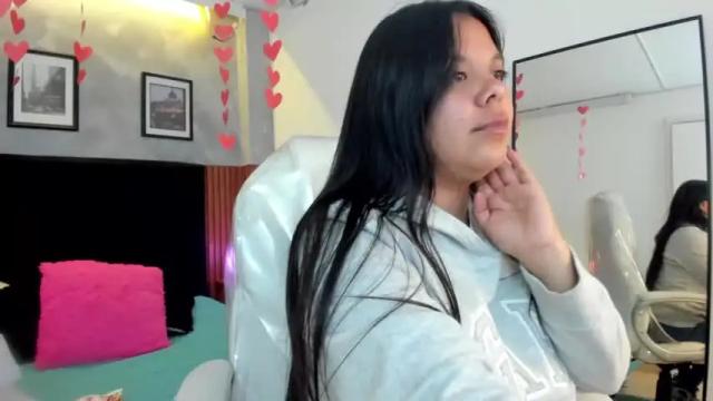 Image 8 of camilaysantiago31 Stream on Chaturbate on 15 months ago