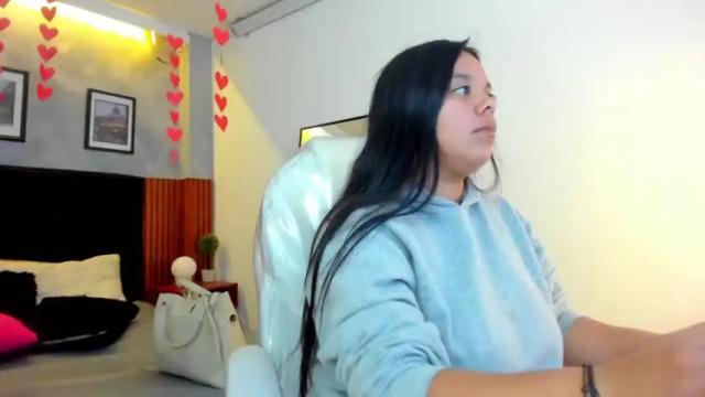 Image 3 of camilaysantiago31 Stream on Chaturbate on 14 months ago