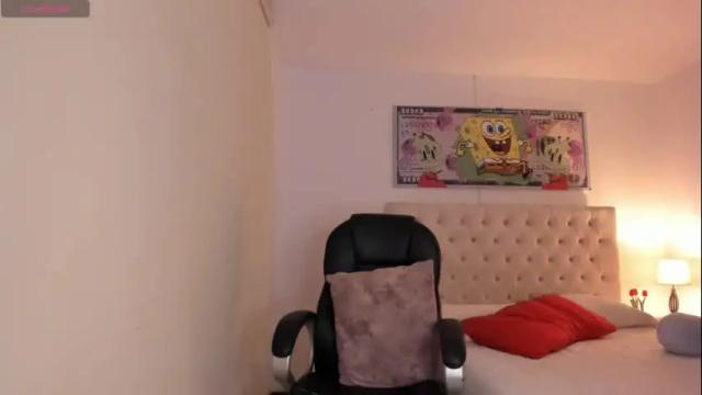 Image 3 of camileangel Stream on Chaturbate on 2 months ago