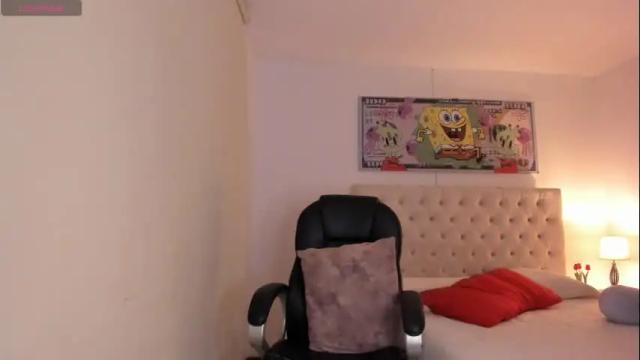 Image 4 of camileangel Stream on Chaturbate on 2 months ago