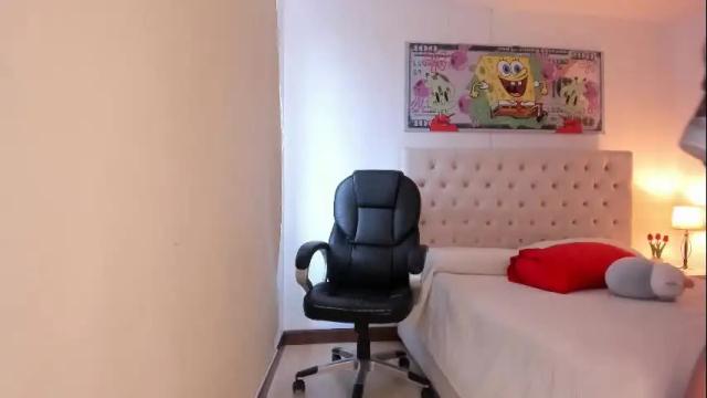 Image 8 of camileangel Stream on Chaturbate on 1 month ago