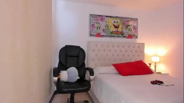 Image 12 of camileangel Stream on Chaturbate on 1 month ago
