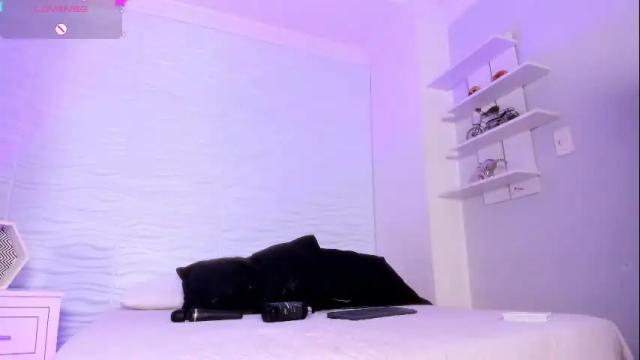 Image 3 of camileholmes_ Stream on Chaturbate on 2 months ago