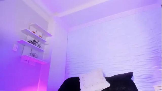 Image 2 of camileholmes_ Stream on Chaturbate on 2 months ago