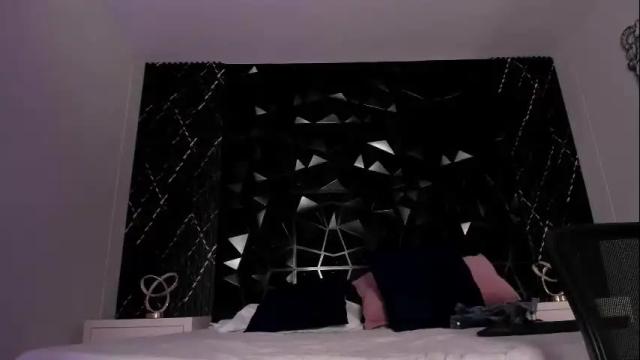 Image 10 of camileholmes_ Stream on Chaturbate on 2 months ago