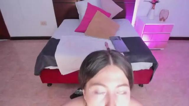 Image 10 of camilelarson Stream on Chaturbate on 17 months ago