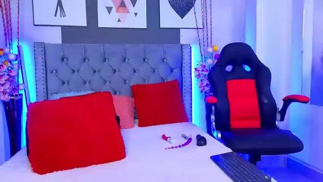 Image 10 of camilevasquez Stream on Chaturbate on 19 months ago