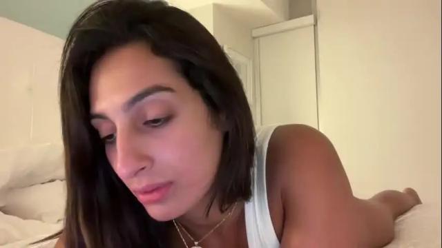 Image 6 of camiliakxoxo Stream on Chaturbate on 3 months ago