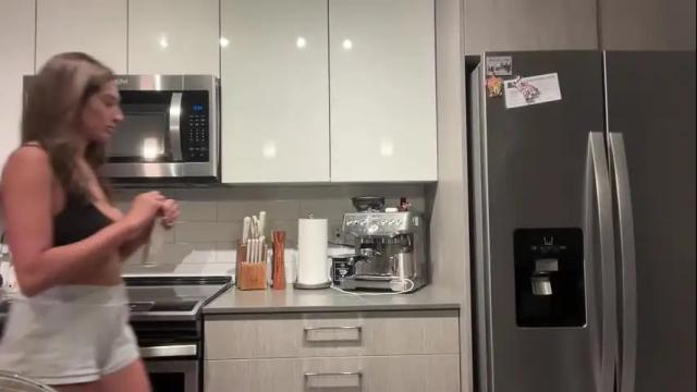Image 4 of camiliakxoxo Stream on Chaturbate on 19 days ago