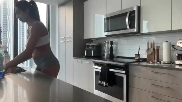 Image 8 of camiliakxoxo Stream on Chaturbate on 18 days ago