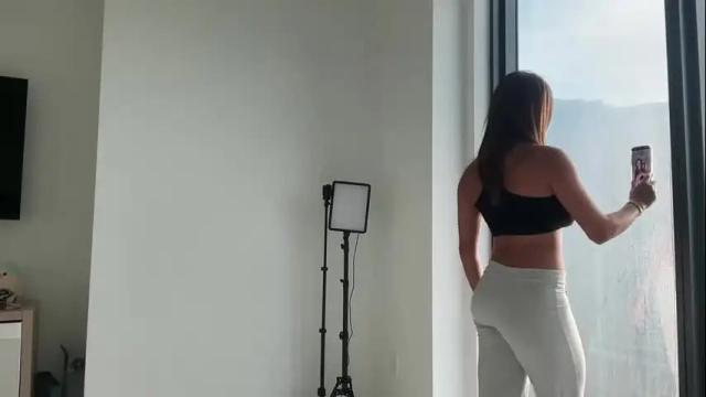 Image 8 of camiliakxoxo Stream on Chaturbate on 7 days ago