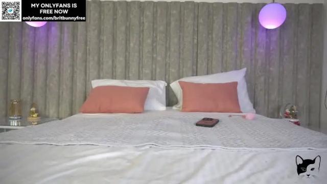 Image 11 of camilitasu Stream on Chaturbate on 13 months ago