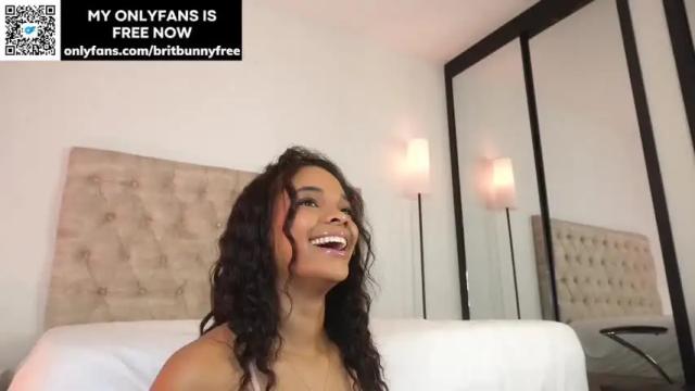 Image 4 of camilitasu Stream on Chaturbate on 11 days ago
