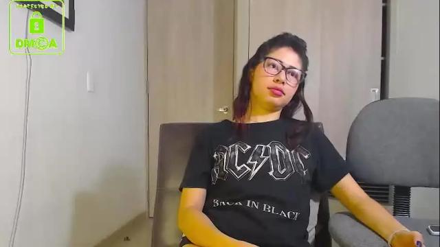 Image 2 of camilitasweet96 Stream on Chaturbate on 1 month ago