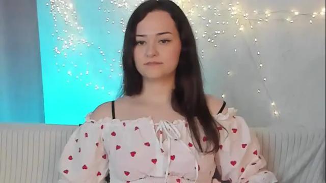 Image 12 of camillaadrian Stream on Chaturbate on 3 days ago