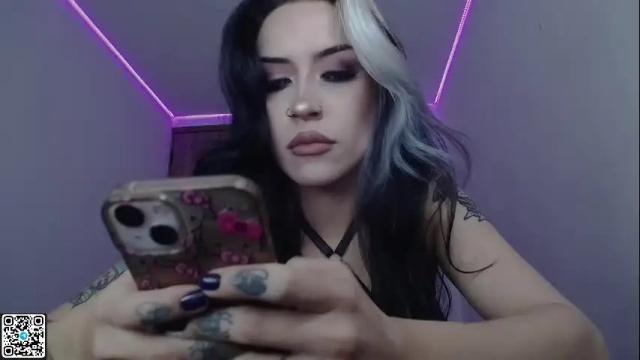 Image 2 of camille_666 Stream on Chaturbate on 21 days ago