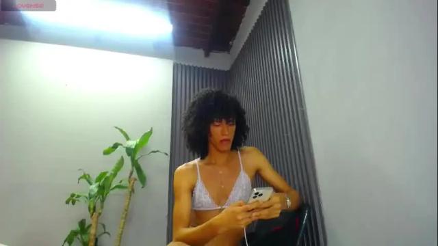 Image 8 of camille_cedrik Stream on Chaturbate on 1 month ago