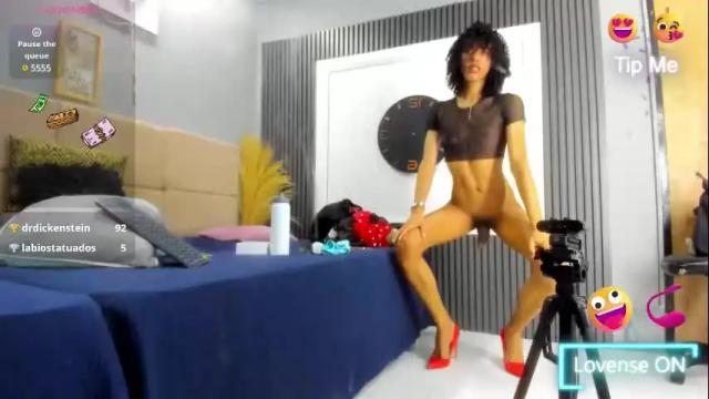 Image 7 of camille_cedrik Stream on Chaturbate on 6 days ago