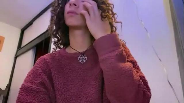 Image 8 of camille_delrey Stream on Chaturbate on 1 month ago