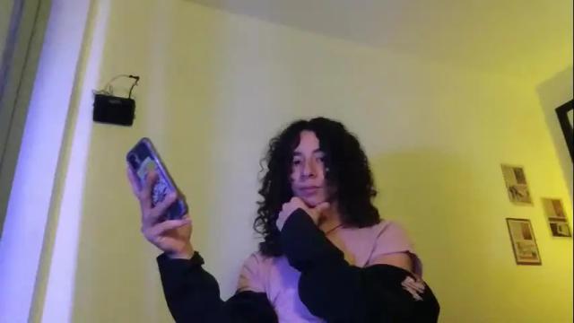 Image 10 of camille_delrey Stream on Chaturbate on 1 month ago