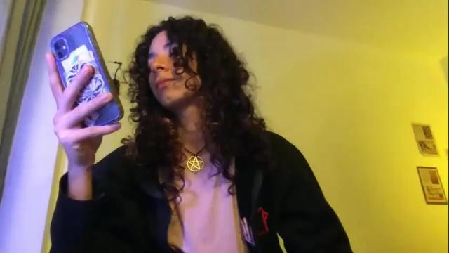 Image 4 of camille_delrey Stream on Chaturbate on 1 month ago