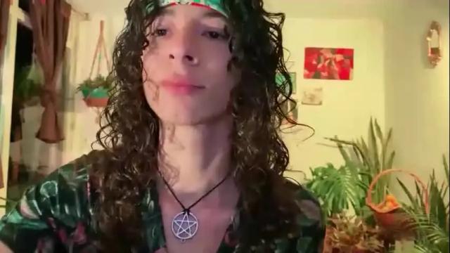 Image 2 of camille_delrey Stream on Chaturbate on 1 month ago
