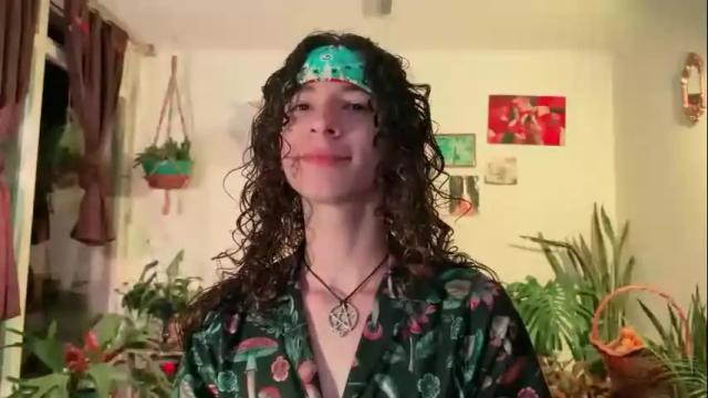 Image 3 of camille_delrey Stream on Chaturbate on 1 month ago